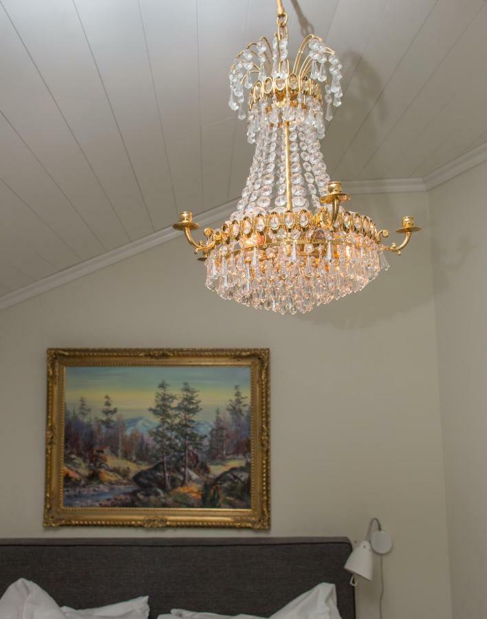 Holsthuset Losji Grimstad  Esterno foto